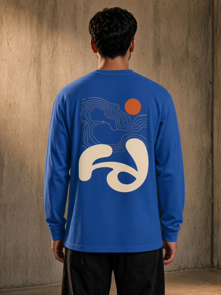 Parrely Tide Long Sleeve on model in Royal Blue